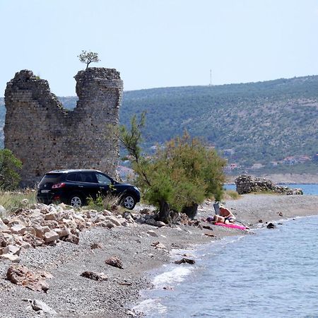 Apartments With A Parking Space Starigrad, Paklenica - 6431 ภายนอก รูปภาพ